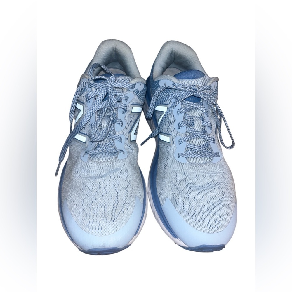 New Balance Women's Sky Blue Athletic Shoes - Picture 1 of 8
